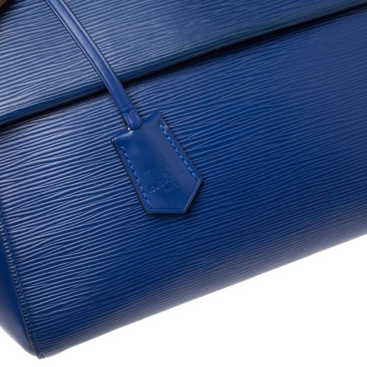 مملوكة مسبقًا Louis Vuitton Blueberry Epi Leather Cluny MM Bag