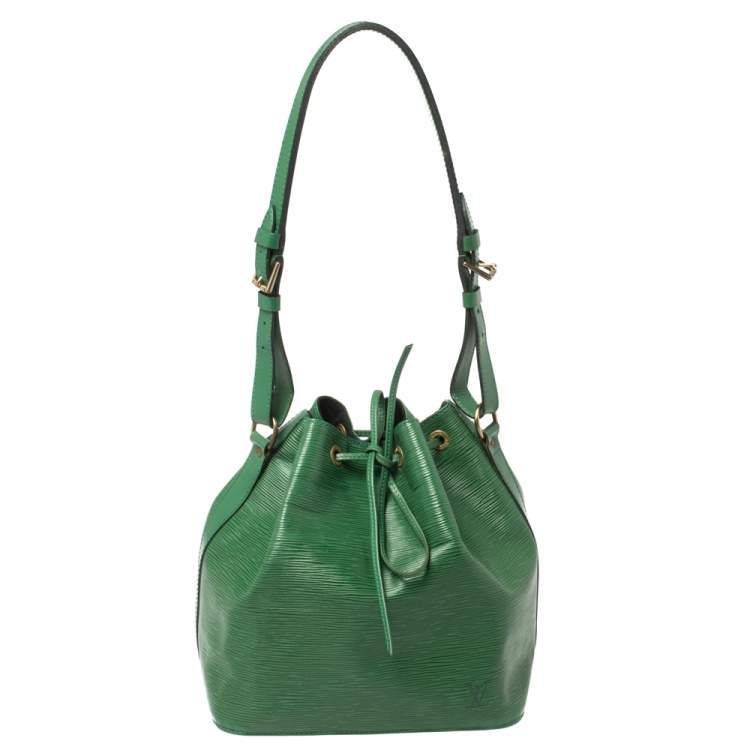 Authentic Louis Vuitton Epi leather petit neo bucket bag, Luxury