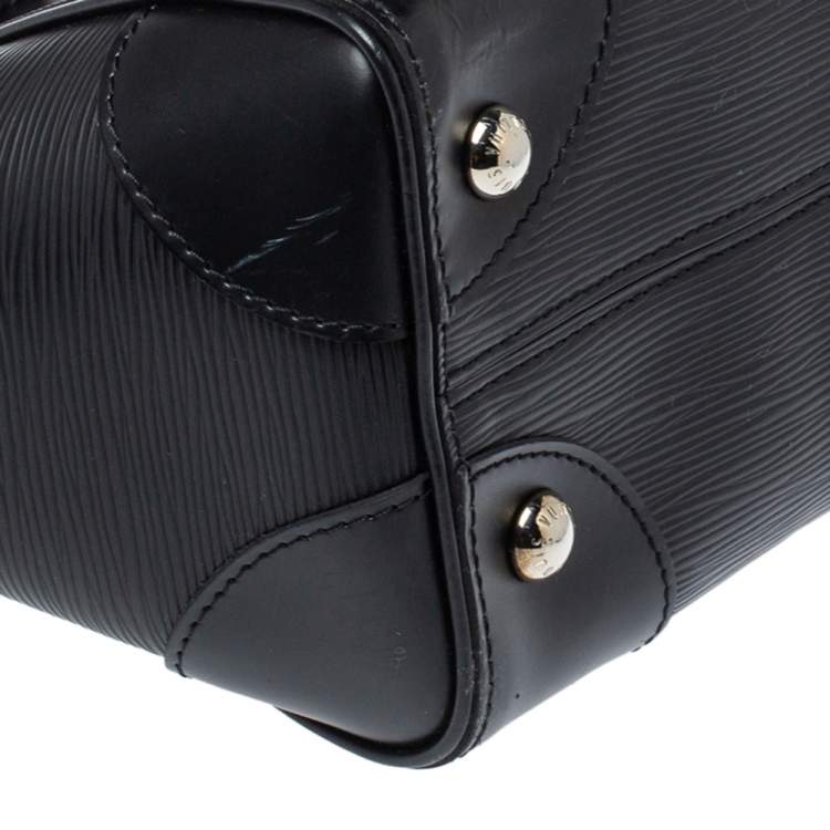 Pre Owned Louis Vuitton Black Epi Leather Phenix PM Bag