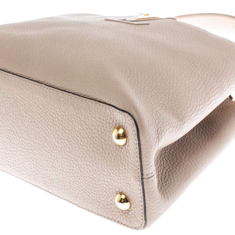 مملوكة مسبقًا Louis Vuitton Galet Taurillon Leather Capucines PM Bag