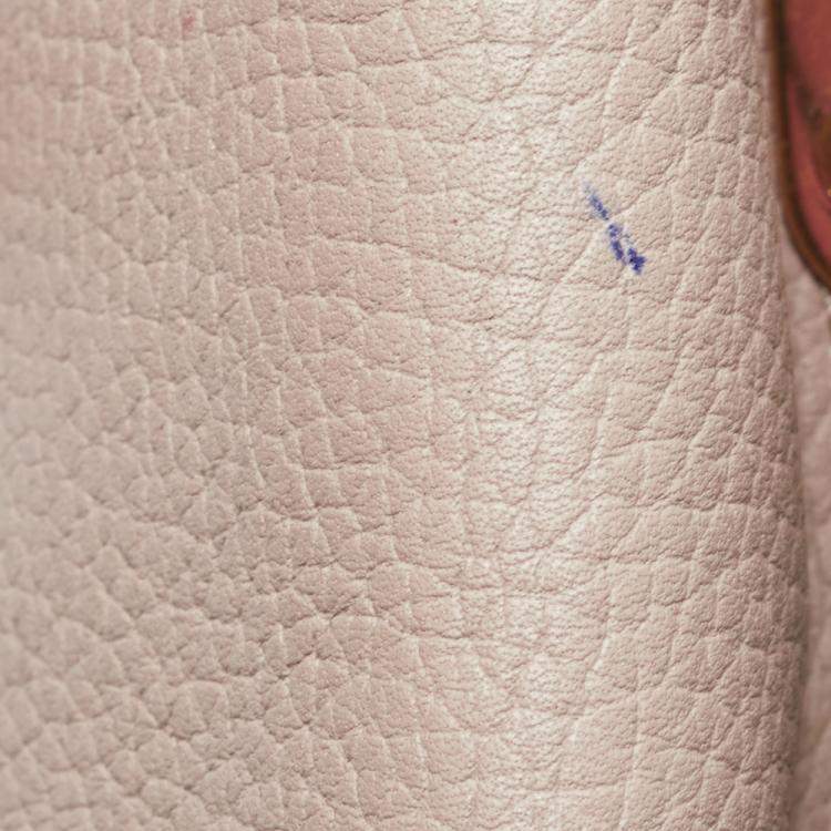 مملوكة مسبقًا Louis Vuitton Galet Taurillon Leather Capucines PM Bag