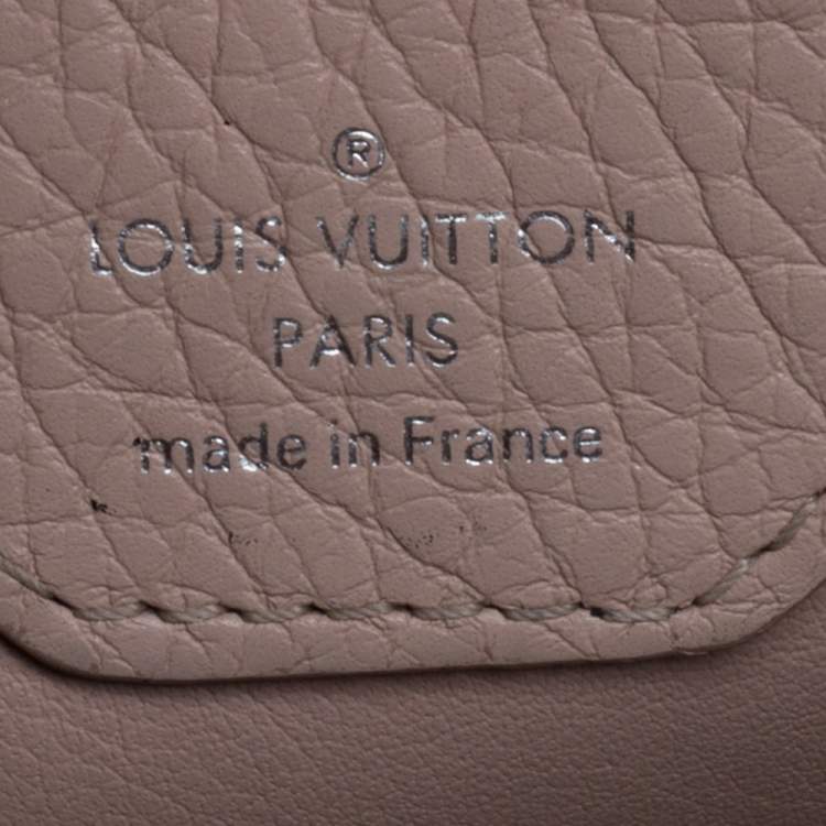 Pre Owned Louis Vuitton Black Taurillon Leather Capucines BB Bag