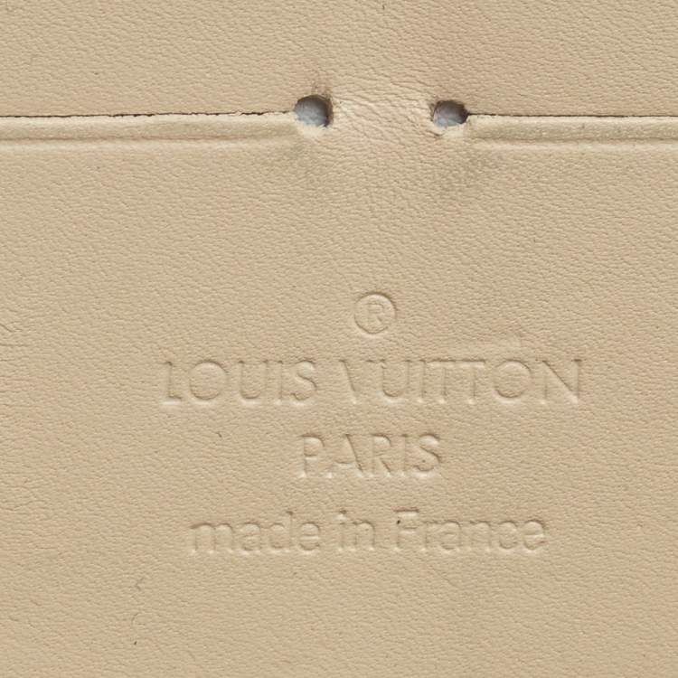 Pre Owned Louis Vuitton Cream White Monogram Vernis Zippy Wallet