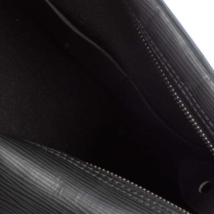 مملوكة مسبقًا Louis Vuitton Black Epi Leather Speedy 25 Bag