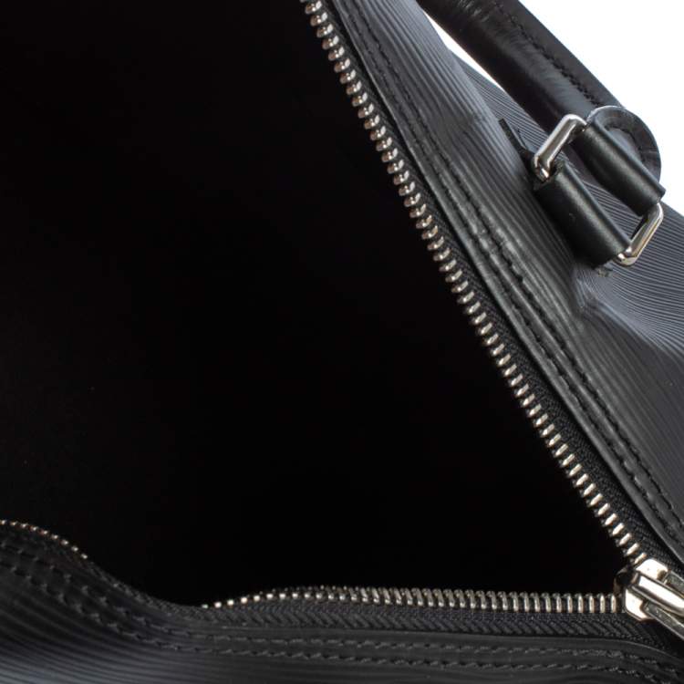 مملوكة مسبقًا Louis Vuitton Black Epi Leather Speedy 25 Bag