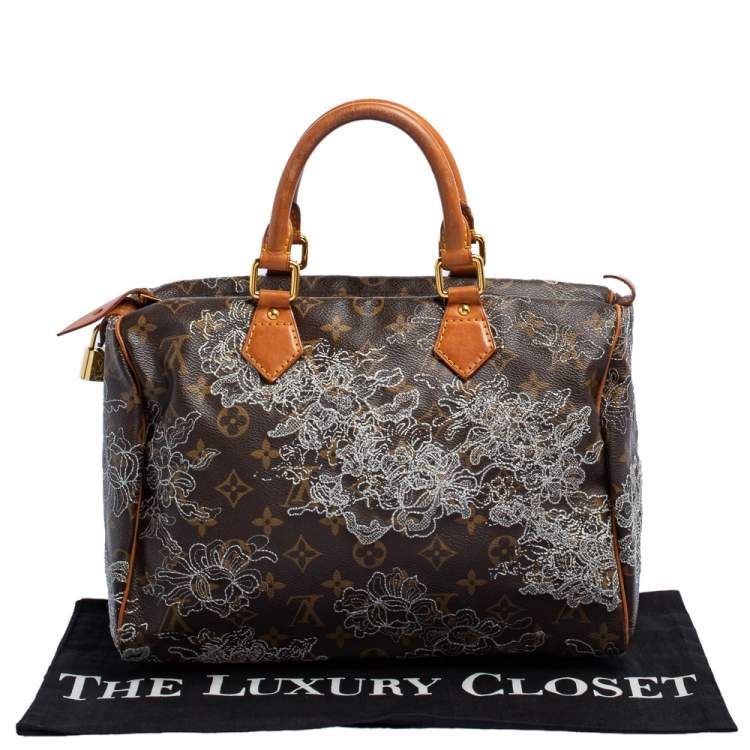 مملوكة مسبقًا Louis Vuitton Monogram Canvas Limited Edition Dentelle Speedy 30 Bag