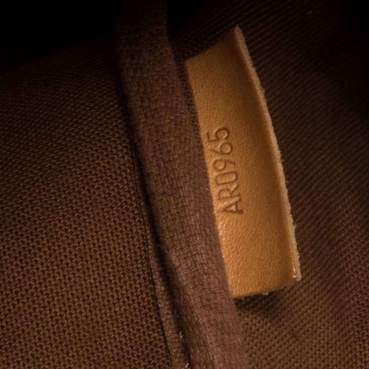 Pre Owned Louis Vuitton Monogram Canvas Sac Gibeciere GM Bag