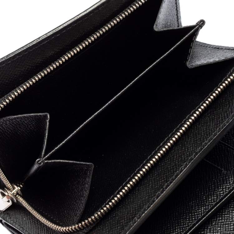 مملوكة مسبقًا Louis Vuitton Black Epi Leather Joey Wallet