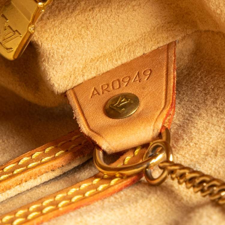 Pre Owned Louis Vuitton Natural Vachetta Leather Limited Edition Petit Bucket Bag