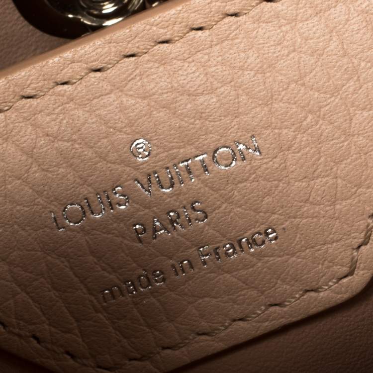 مملوكة مسبقًا Louis Vuitton Black Taurillon Leather Capucines BB Bag