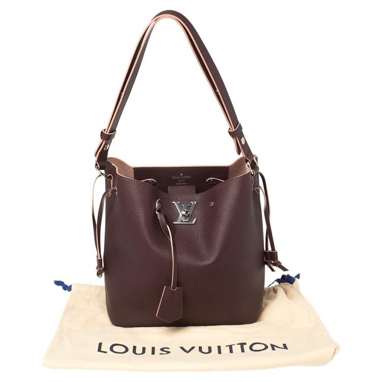 Pre Owned Louis Vuitton Prune Leather Lockme Bucket Bag