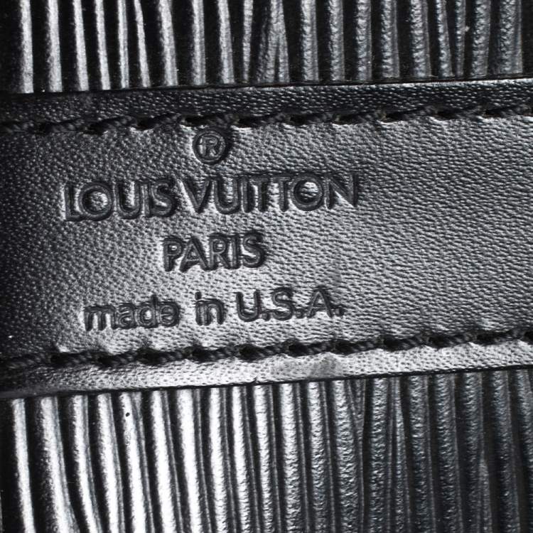Pre Owned Louis Vuitton Black Epi Leather Petit Noe Bag