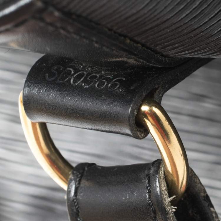 Pre Owned Louis Vuitton Black Epi Leather Petit Noe Bag