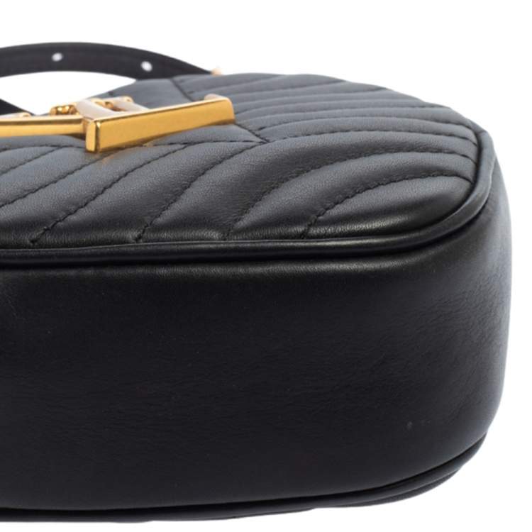 Pre Owned Louis Vuitton Black Leather New Wave Heart Belt Bag
