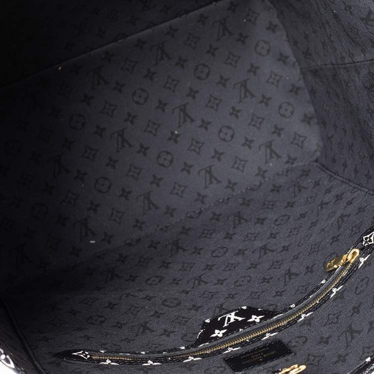 Pre Owned Louis Vuitton Cream/Red Giant Monogram Canvas Limited Edition Crafty Neverfull NM MM Bag