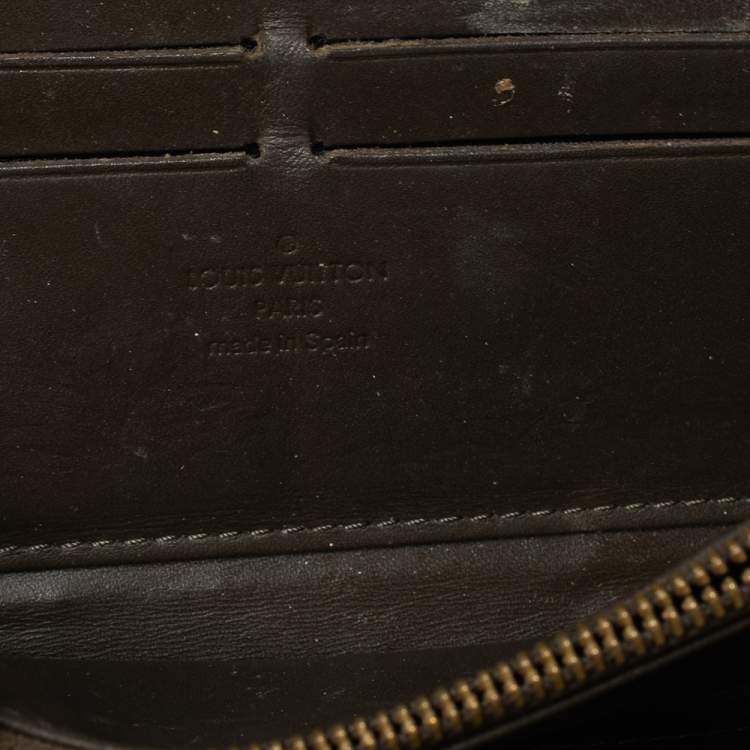 Pre Owned Louis Vuitton Vert Olive Monogram Vernis Zippy Wallet