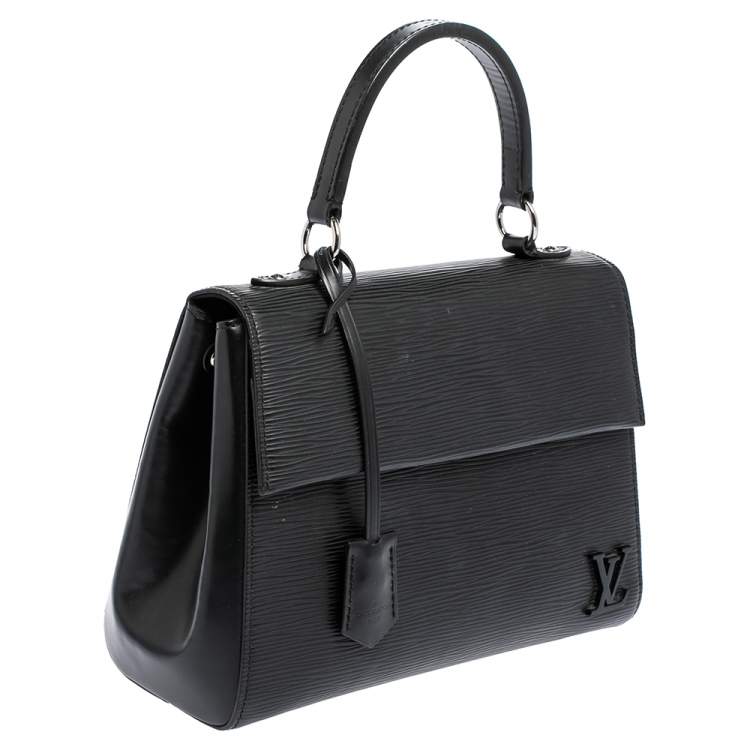 مملوكة مسبقًا Louis Vuitton Black Epi Leather Cluny BB Bag