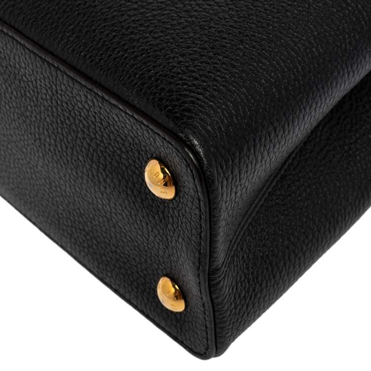 مملوكة مسبقًا Louis Vuitton Black Taurillon Leather Capucines MM Bag