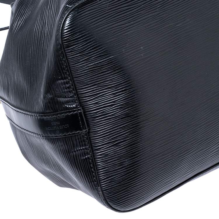 Pre Owned Louis Vuitton Black Epi Leather Petit Noe Bag