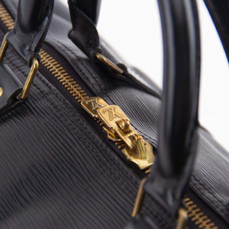 Pre Owned Louis Vuitton Black Epi Leather Keepall Bag