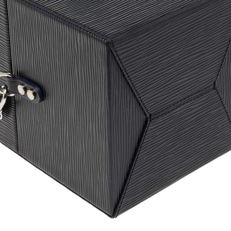 Pre Owned Louis Vuitton Black Epi Leather Bleecker Bag