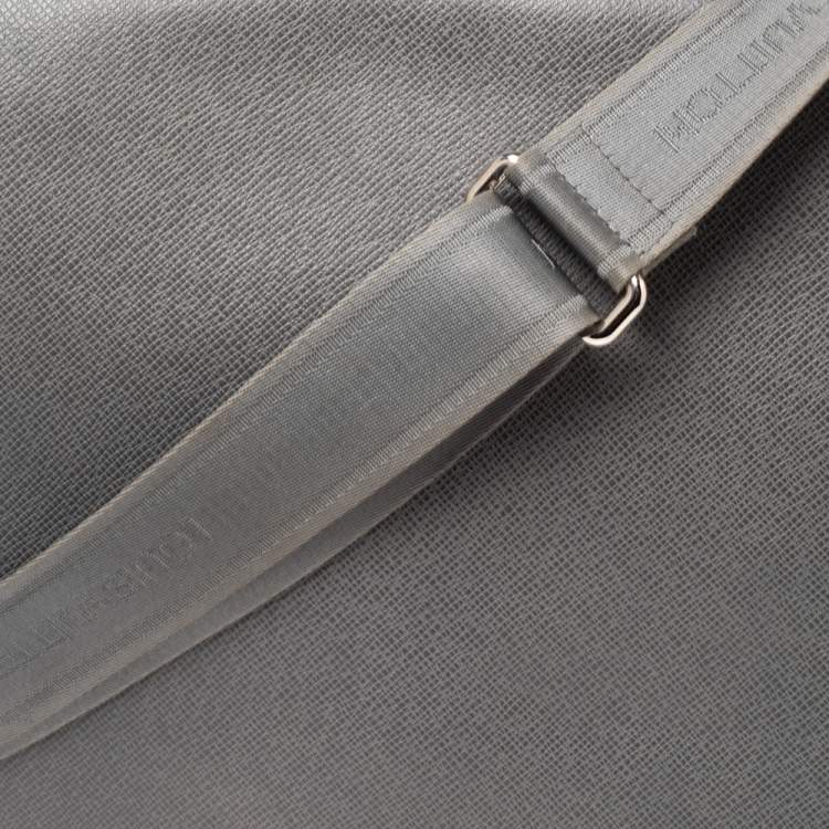 Pre Owned Louis Vuitton Grey Taiga Leather Roman GM Bag