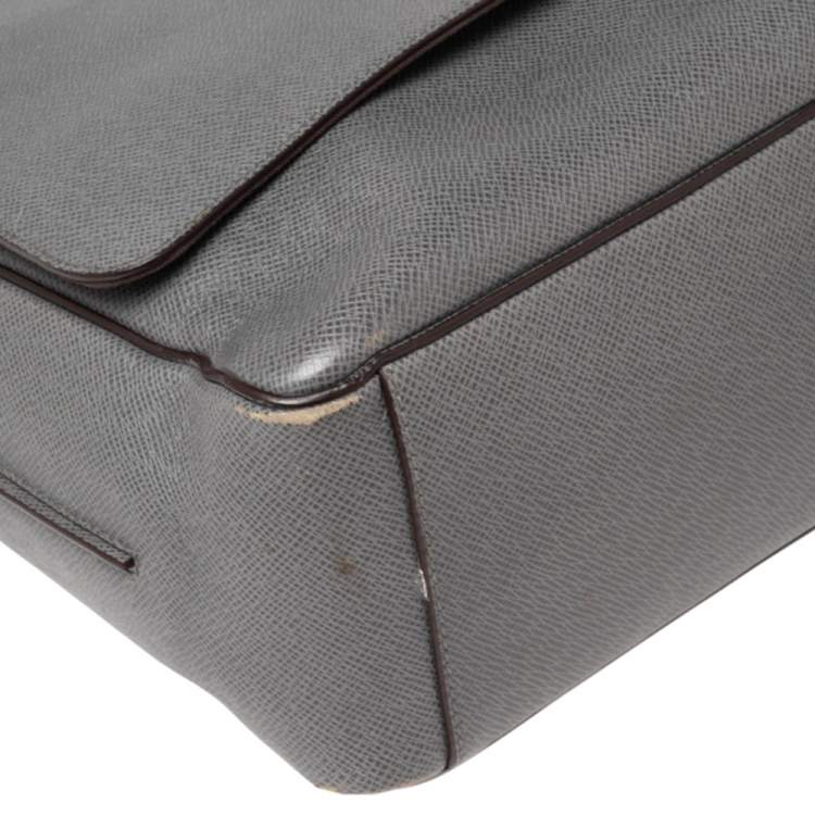 Pre Owned Louis Vuitton Grey Taiga Leather Roman GM Bag