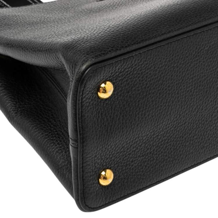 Pre Owned Louis Vuitton Black Taurillon Leather Capucines MM Bag