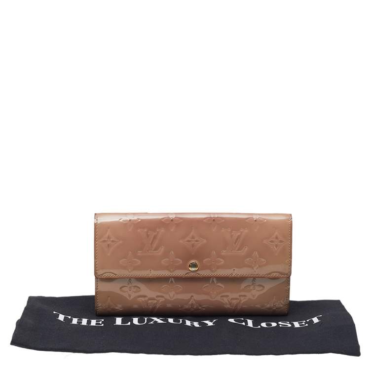 Pre Owned Louis Vuitton Rose Florentine Monogram Vernis Sarah Wallet