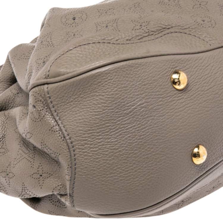Pre Owned Louis Vuitton Grey Monogram Mahina Leather Solar PM Bag