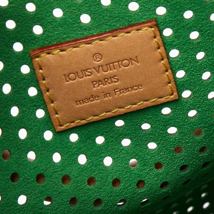 مملوكة مسبقًا Louis Vuitton Green Monogram Perforated Canvas Limited Edition Speedy 30 Bag