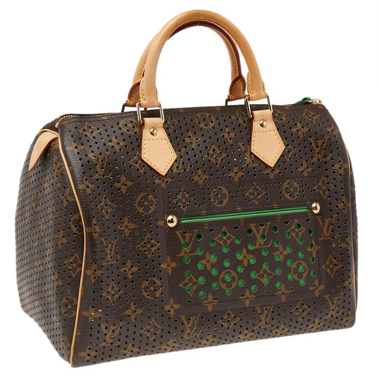 مملوكة مسبقًا Louis Vuitton Green Monogram Perforated Canvas Limited Edition Speedy 30 Bag