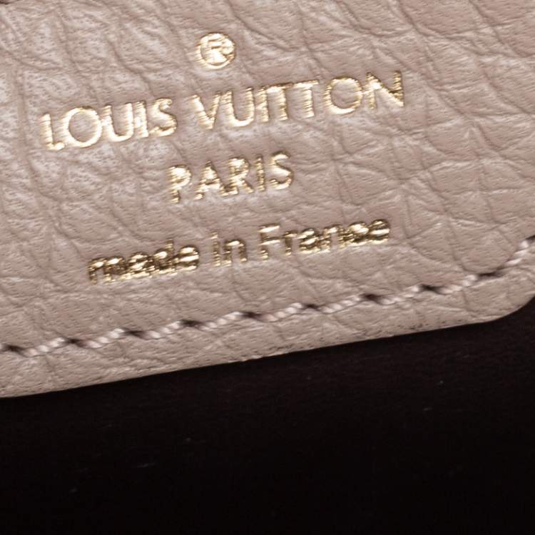 Pre Owned Louis Vuitton Galet Cuir Taurillon Leather Capucines MM Bag