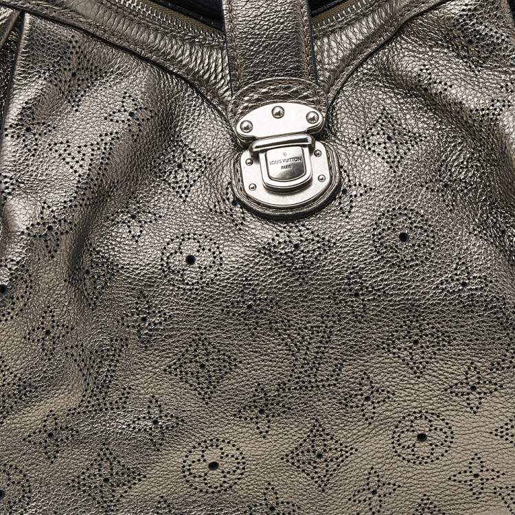 Pre Owned Louis Vuitton Argent Monogram Mahina Leather XS Bag