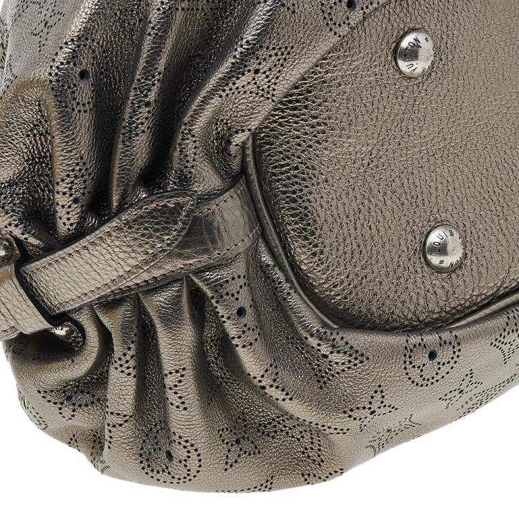 Pre Owned Louis Vuitton Argent Monogram Mahina Leather XS Bag