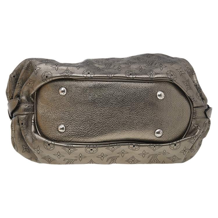 Pre Owned Louis Vuitton Argent Monogram Mahina Leather XS Bag