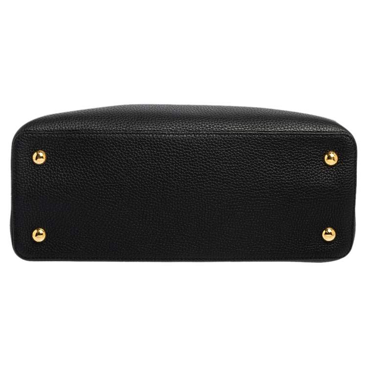 Pre Owned Louis Vuitton Black Taurillon Leather Capucines MM Bag