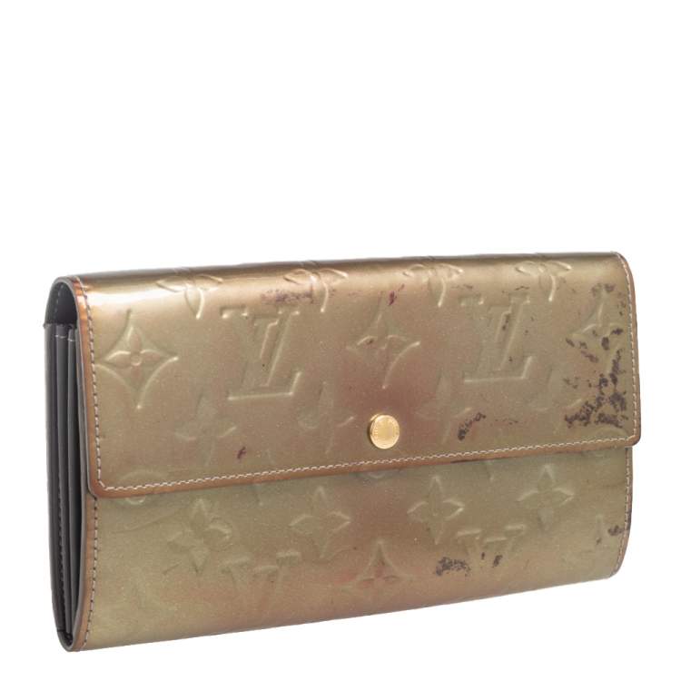 Pre Owned Louis Vuitton Gris Art Deco Monogram Vernis Sarah Wallet