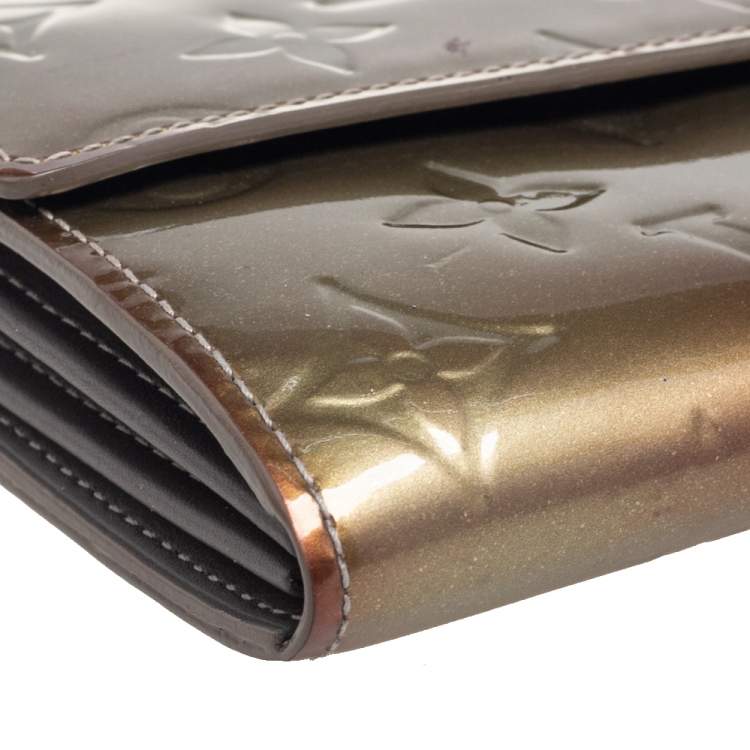 Pre Owned Louis Vuitton Gris Art Deco Monogram Vernis Sarah Wallet