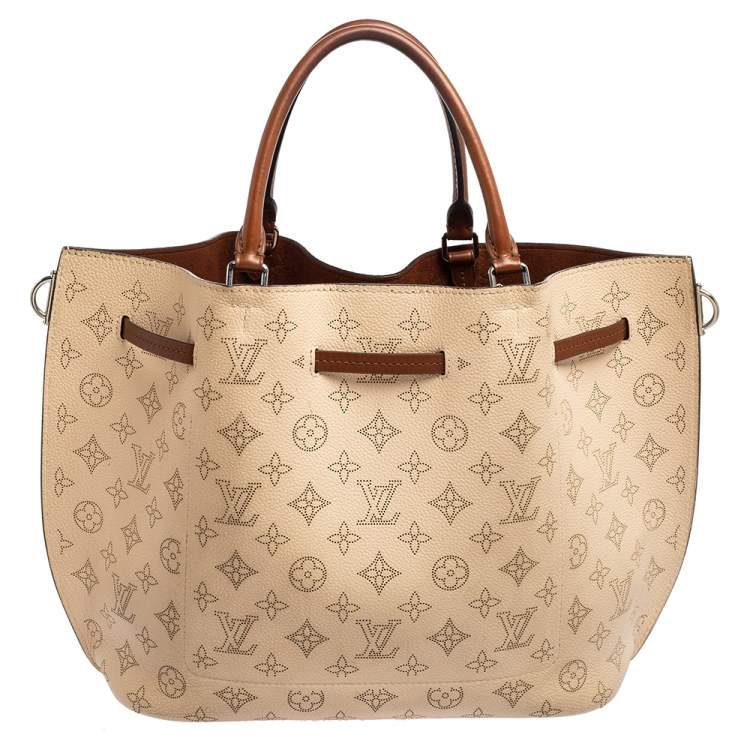Pre Owned Louis Vuitton Opal Monogram Mahina Leather Girolata Bucket Bag