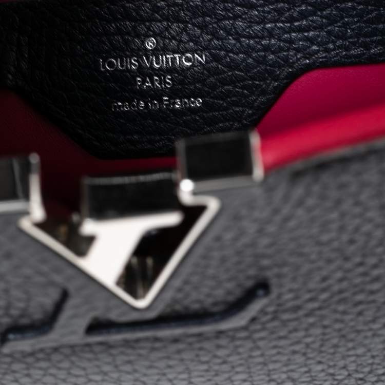 Pre Owned Louis Vuitton Blue Taurillon Leather Capucines BB Bag