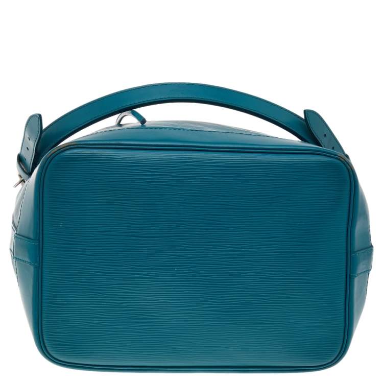 مملوكة مسبقًا Louis Vuitton Cyan Epi Leather Noe NM Bag