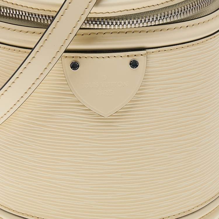 Pre Owned Louis Vuitton Banane Epi Leather Cannes Bag