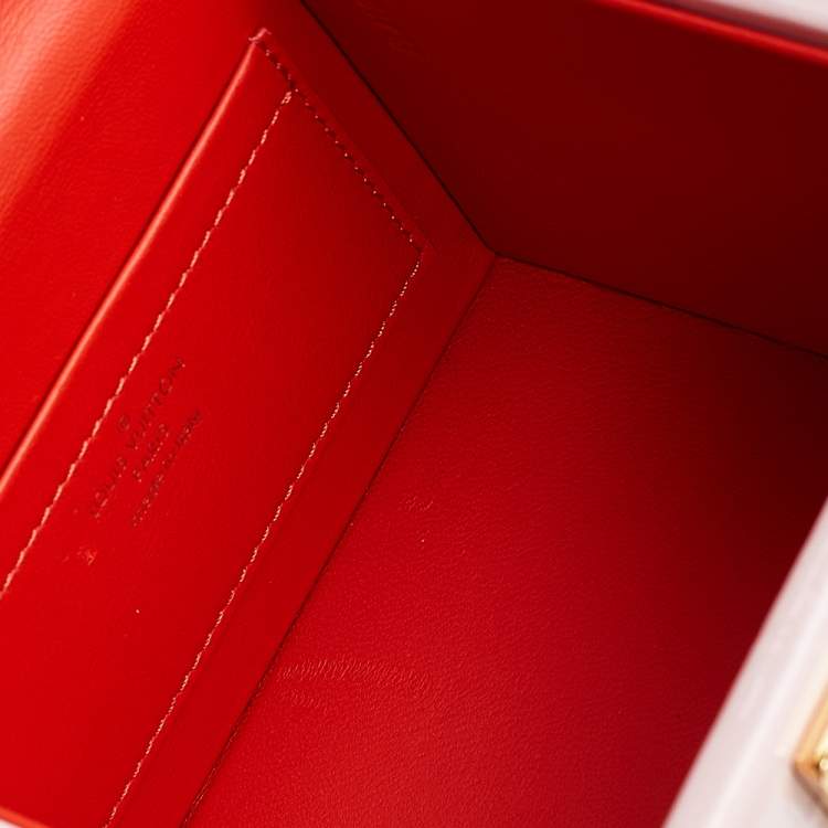 Pre Owned Louis Vuitton Rose Angelique Monogram Vernis Bleecker Bag