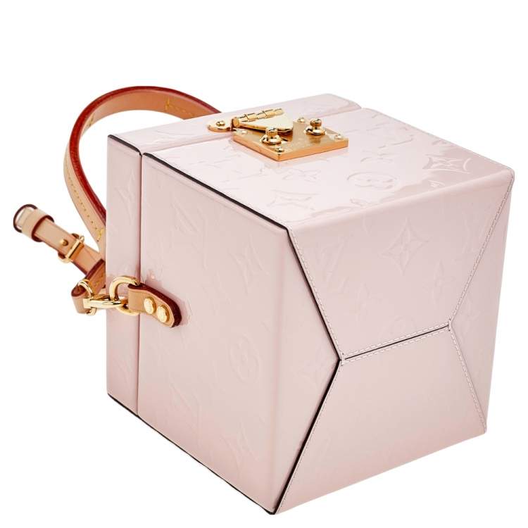Pre Owned Louis Vuitton Rose Angelique Monogram Vernis Bleecker Bag