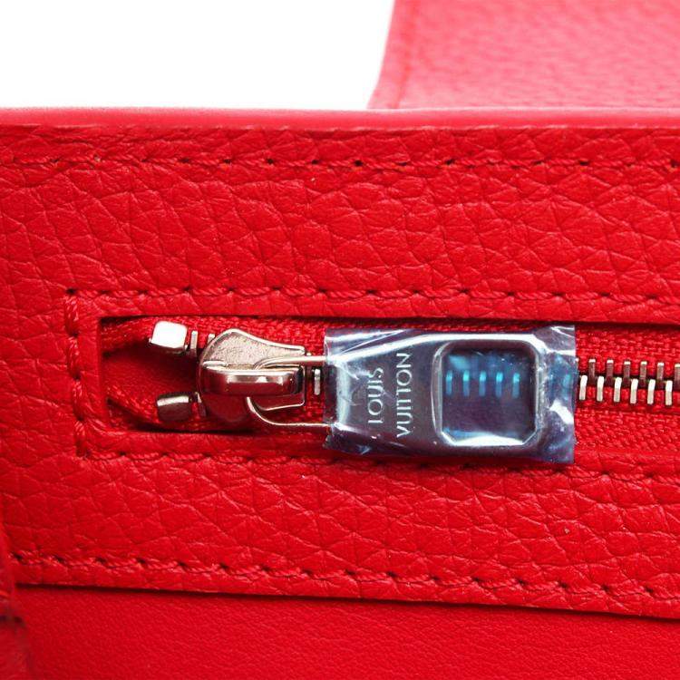 Pre Owned Louis Vuitton Red Taurillon Leather Capucines PM Bag