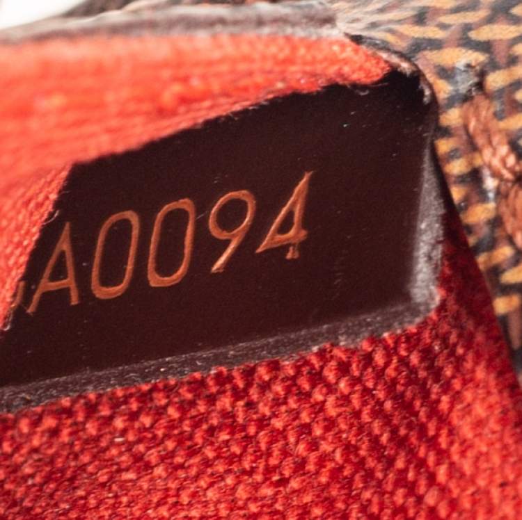 مملوكة مسبقًا Louis Vuitton Damier Ebene Canvas Geronimos Belt Bag