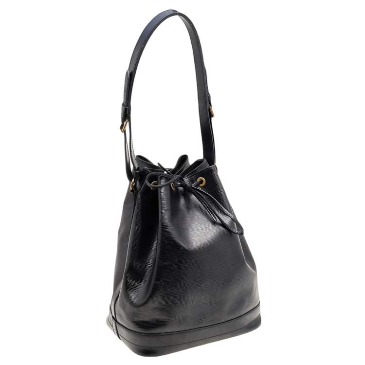 Pre Owned Louis Vuitton Black Epi Leather Noe Bag