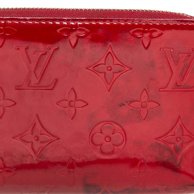 Pre Owned Louis Vuitton Pomme D’amour Monogram Vernis Zippy Wallet