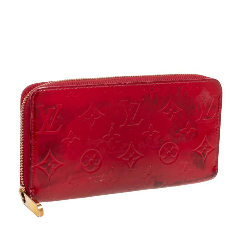 Pre Owned Louis Vuitton Pomme D’amour Monogram Vernis Zippy Wallet